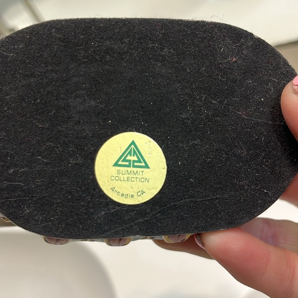 2011 Summit Hindu Goddess Statue Resin Figurine Sarawati- beautiful - Picture 7 of 10